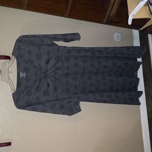 3/4 Sleeve dress from Toad&Co. Size medium. Color is gray, oatmeal and black